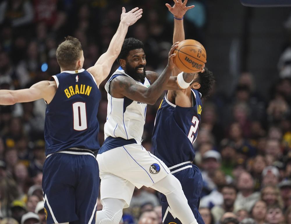 A季后赛中 A季后赛中