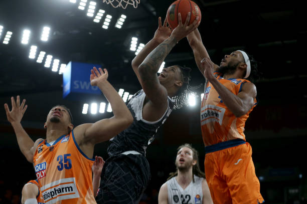 个方面深入 个方面深入