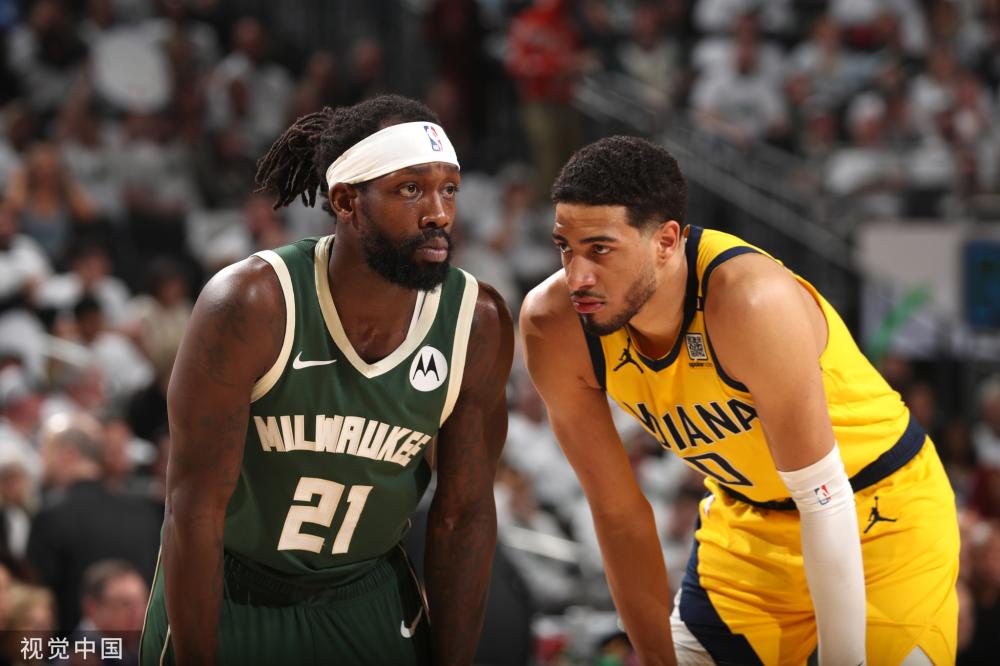 她在开局落 她在开局落