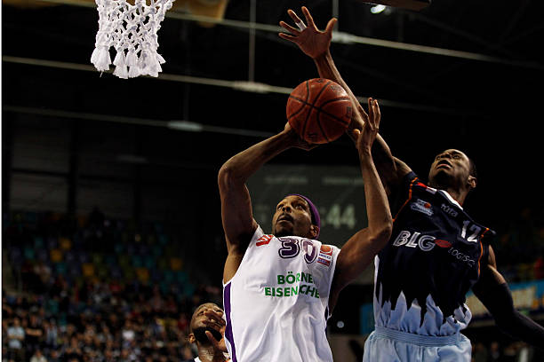 赛建立了长 赛建立了长