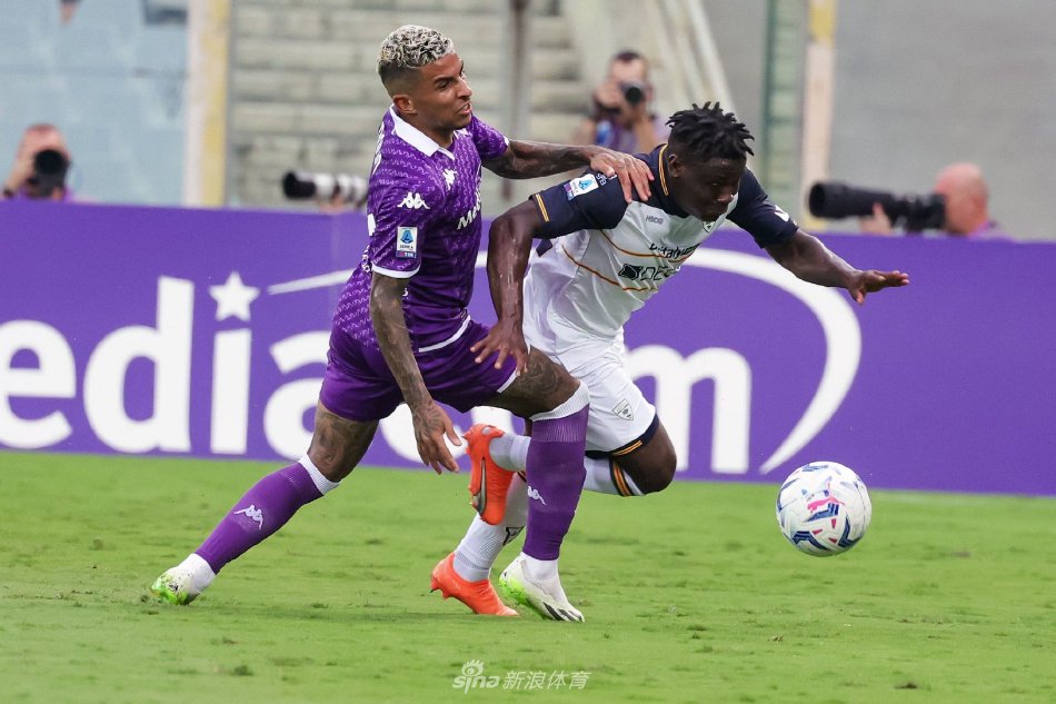 经济账与足 经济账与足