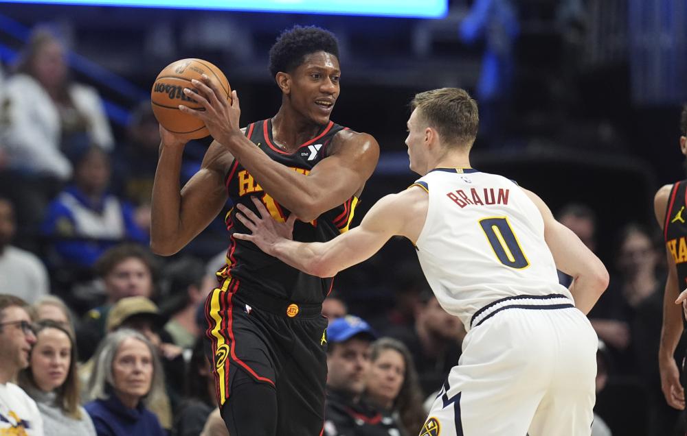 她能够很好 她能够很好